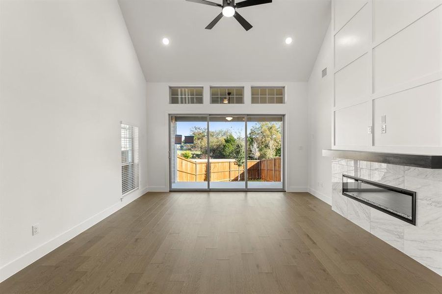 17. 12814 Meadow - Family