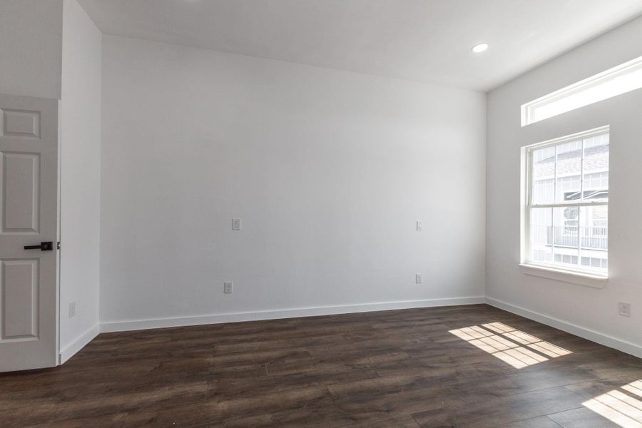 Spacious, unfurnished interior of a new home in , Spring (Image 21). Spacious, unfurnished interior of a new home in , Spring (Image 21).