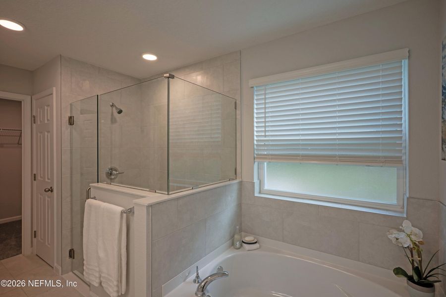 Furnished interior view inside a new home in , Jacksonville (Image 49).