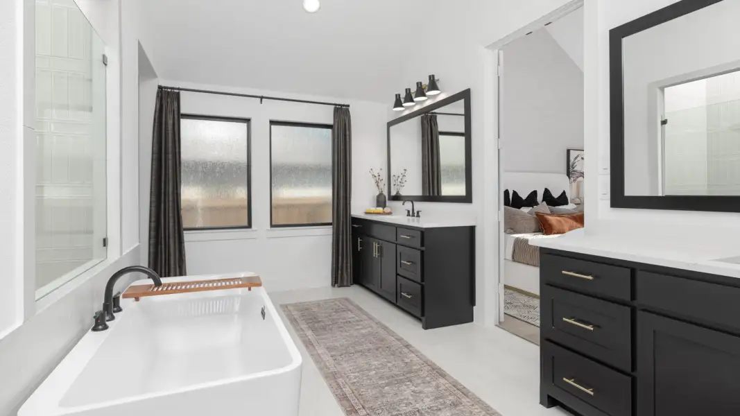 Furnished interior view inside a new home in Hillstead, Lavon (Image 14).