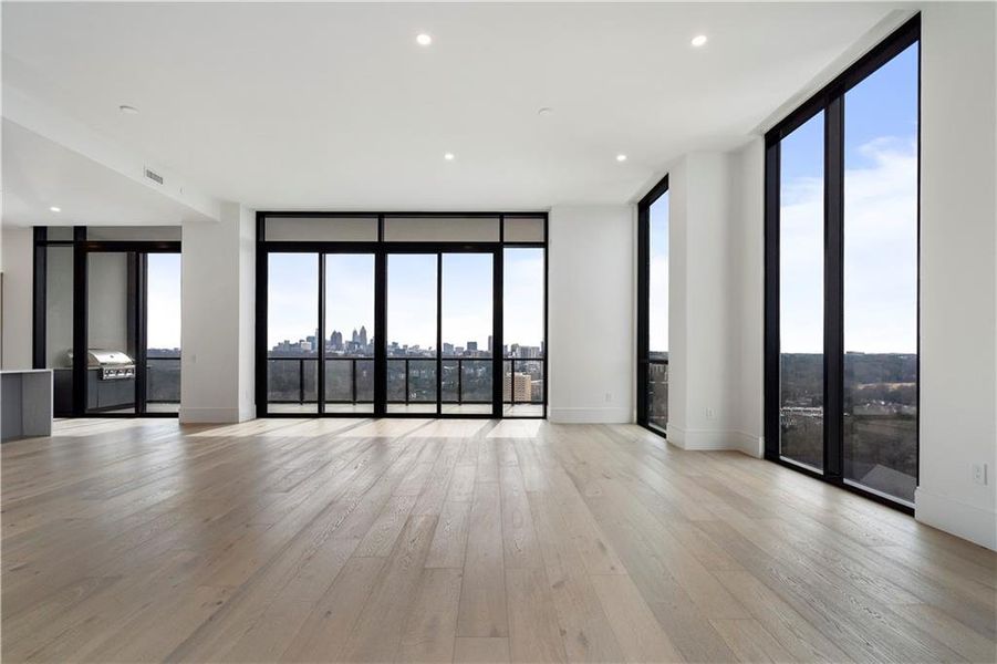 Spacious, unfurnished interior of a new home in The Dillon Buckhead, Atlanta (Image 25).