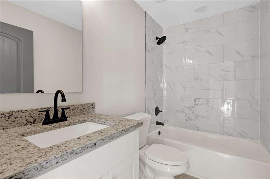 Furnished interior view inside a new home in , Conyers (Image 6).