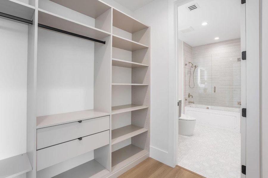 Walk In Custom European Closet System