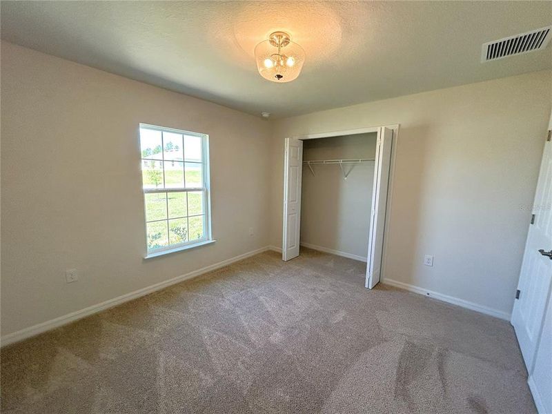 Spacious, unfurnished interior of a new home in , Citrus Springs (Image 12).