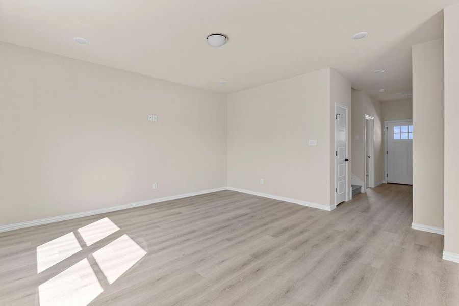 Spacious, unfurnished interior of a new home in Trails of Fossil Creek, Fort Worth (Image 29).