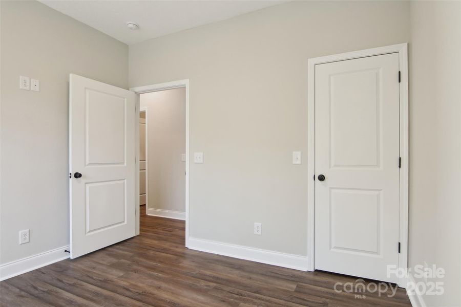 Image 42 of a home in .