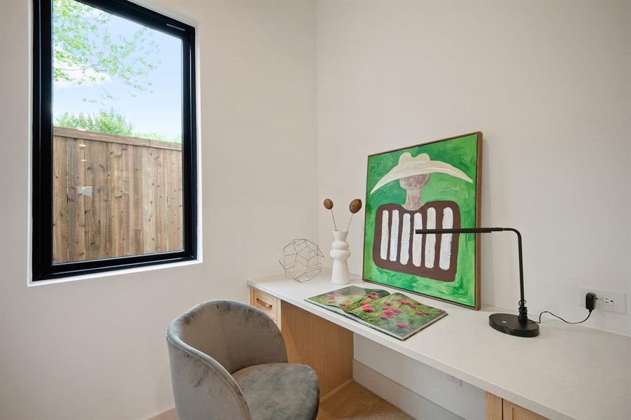 Furnished interior view inside a new home in , Dallas (Image 17).