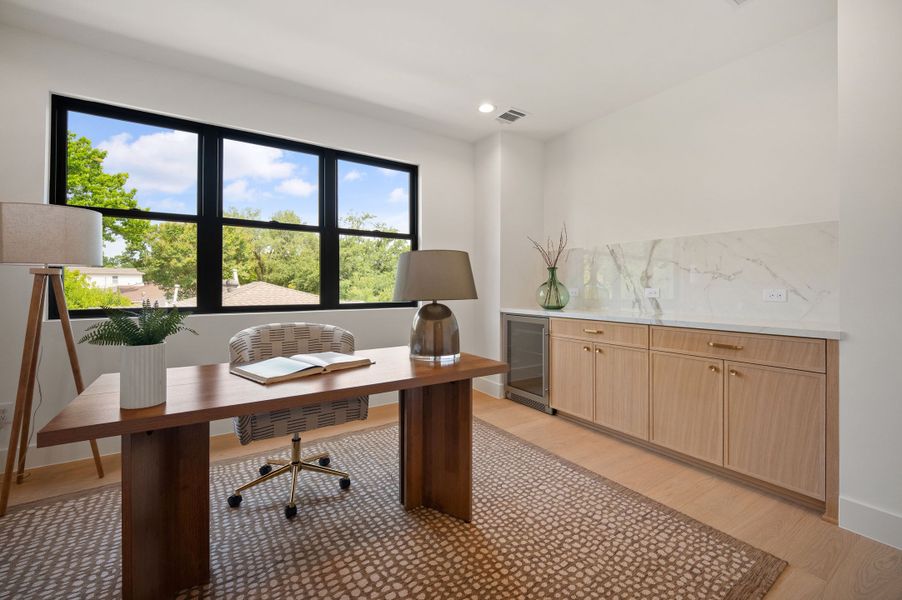 Furnished interior view inside a new home in , Dallas (Image 17).
