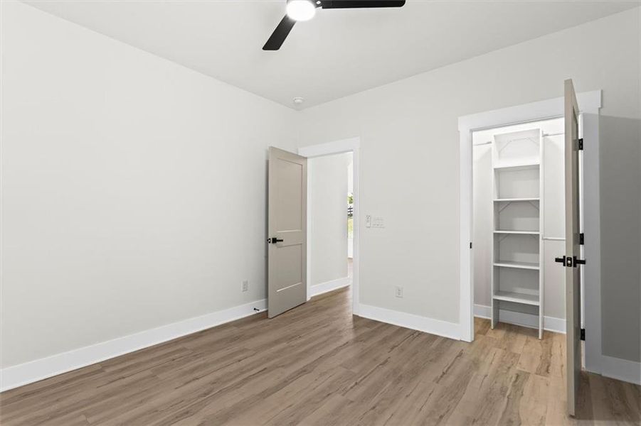 Spacious, unfurnished interior of a new home in , Gainesville (Image 24).
