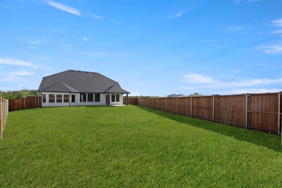 27. 3825 Selborne - Back (2)