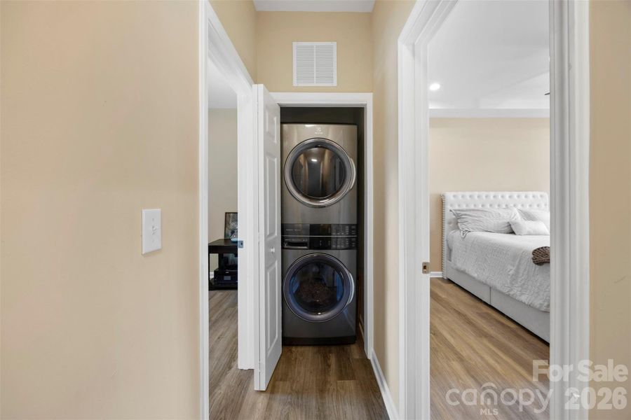 Furnished interior view inside a new home in , Shelby (Image 13).