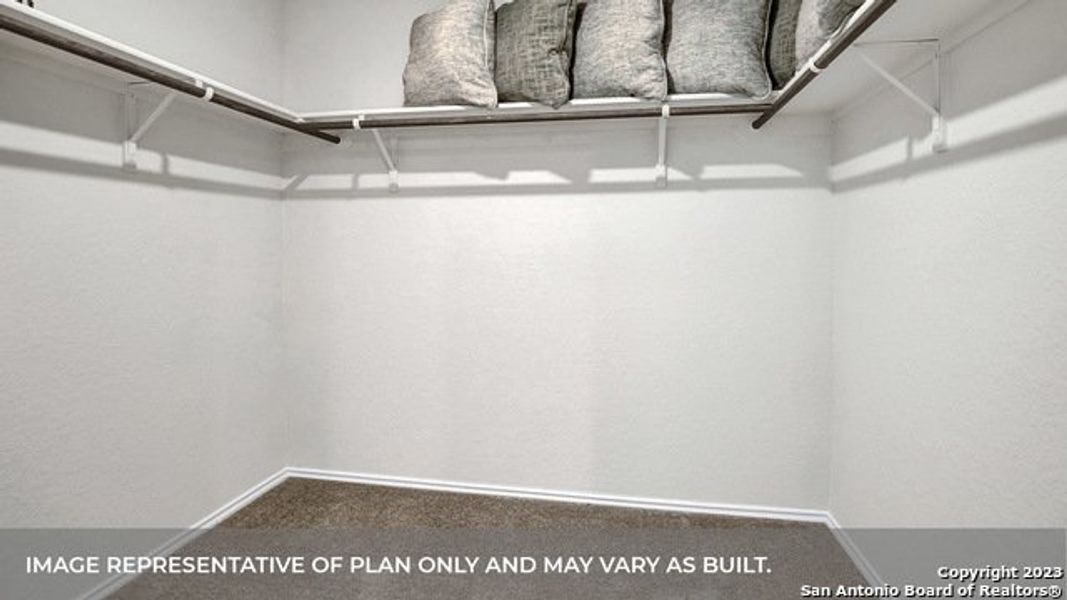 Spacious, unfurnished interior of a new home in Navarro Fields, Seguin (Image 20).