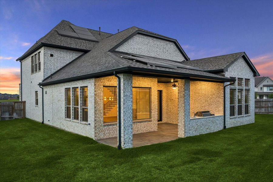 Your Private Backyard Retreat!