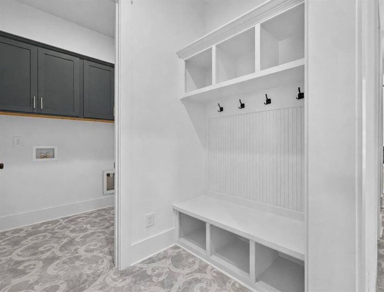 Spacious, unfurnished interior of a new home in Livingstone Park, Kennesaw (Image 24).