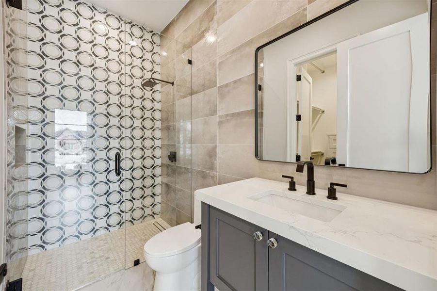 Secondary bathroom #2