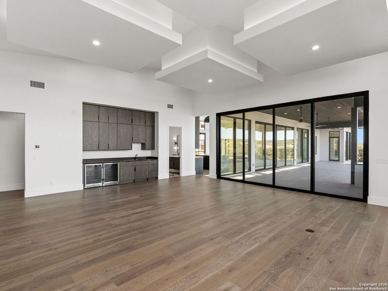 Spacious, unfurnished interior of a new home in , Boerne (Image 26).