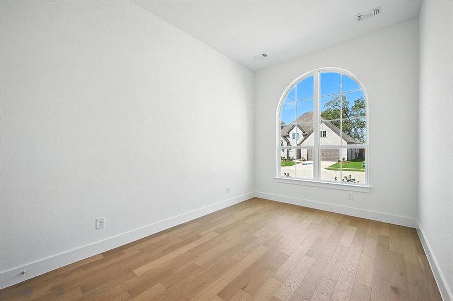 Spacious, unfurnished interior of a new home in Thompson Farms: 60ft. lots, Van Alstyne (Image 29). Spacious, unfurnished interior of a new home in Thompson Farms: 60ft. lots, Van Alstyne (Image 29).