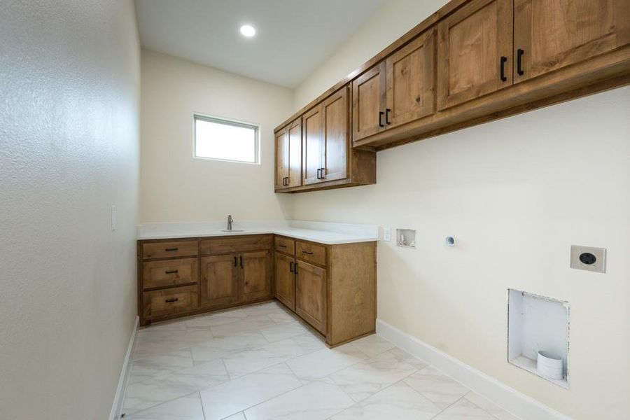 Furnished interior view inside a new home in , Blue Ridge (Image 15).