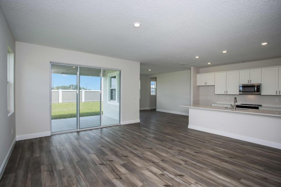 Representative unfurnished interior of a home built from the Lido by Casa Fresca Homes in Mirada, San Antonio (Image 11).