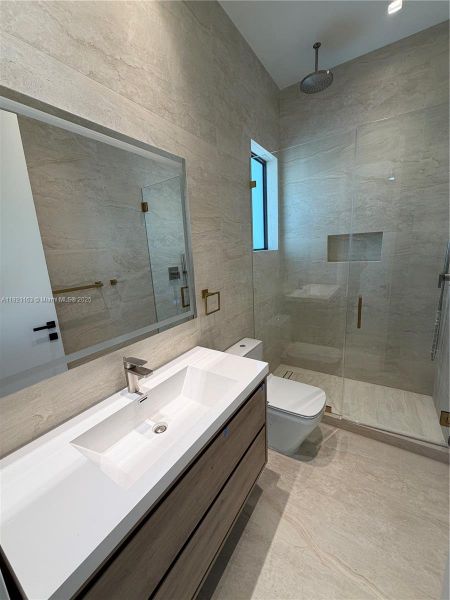 Furnished interior view inside a new home in , Hollywood (Image 13).