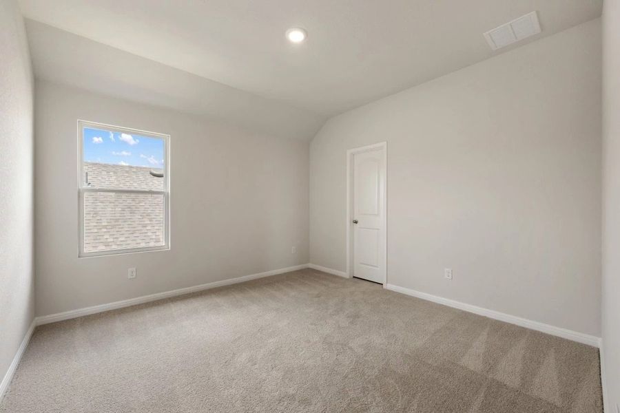 Spacious, unfurnished interior of a new home in La Cima, San Marcos (Image 28).