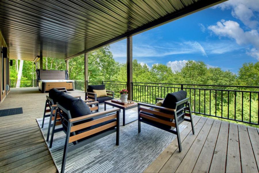 Exterior details and patio area of a home in , Blue Ridge (Image 33).