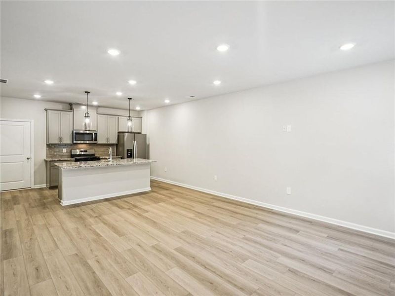 Spacious, unfurnished interior of a new home in , Conyers (Image 10).