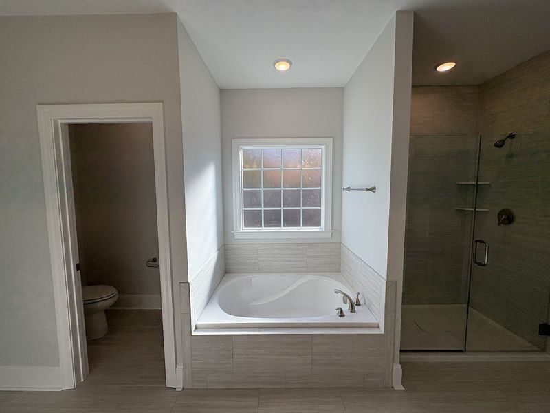 Image 47 of a home in Riverside Cove.