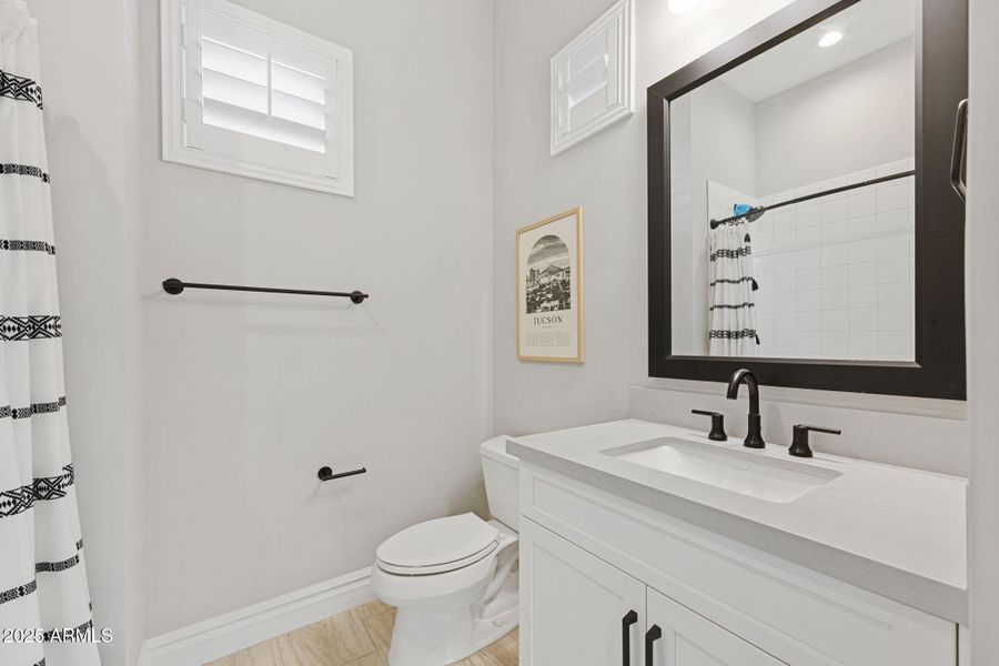 46-web-or-mls-13302-e-ranch-gate-rd