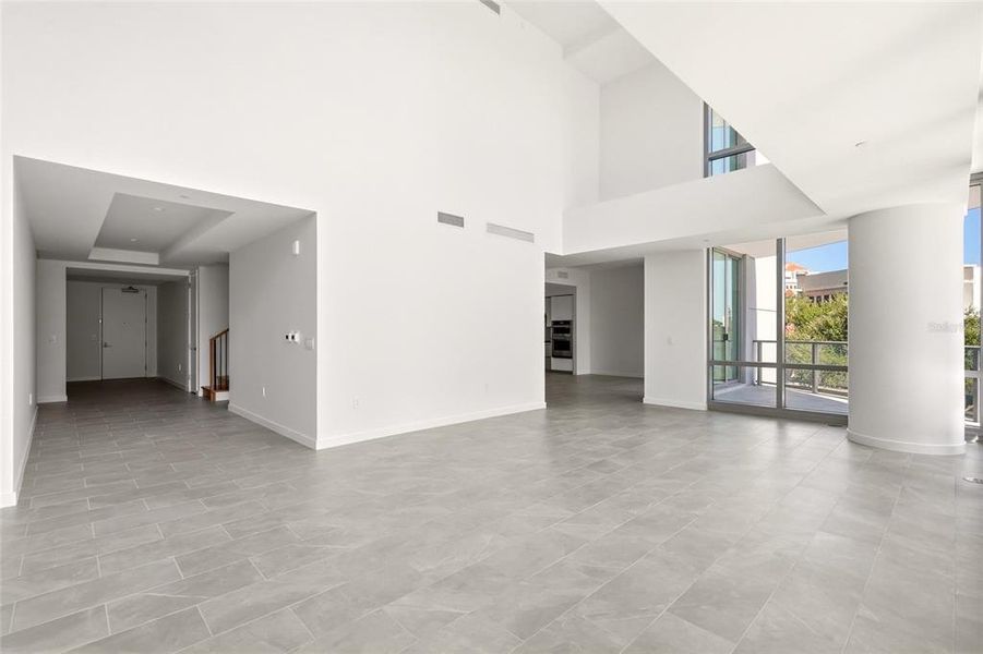 Spacious, unfurnished interior of a new home in , St. Petersburg (Image 47). Spacious, unfurnished interior of a new home in , St. Petersburg (Image 47).