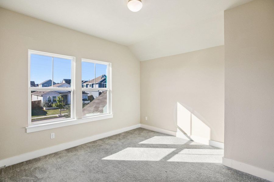 Spacious, unfurnished interior of a new home in Orchard Ridge, Liberty Hill (Image 31).