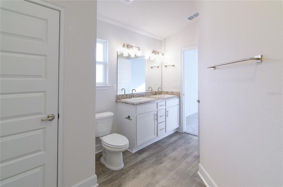 Furnished interior view inside a new home in Palm Coast, Palm Coast (Image 8).