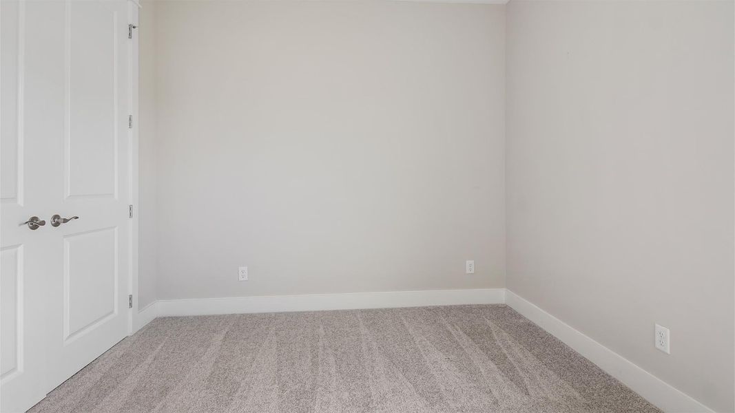 Spacious, unfurnished interior of a new home in Breakfast Point East Phase I, Panama City Beach (Image 23).