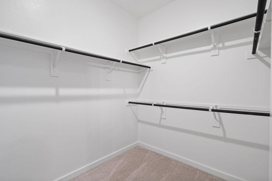 Spacious, unfurnished interior of a new home in Sienna 45', 50', Missouri City (Image 24). Spacious, unfurnished interior of a new home in Sienna 45', 50', Missouri City (Image 24).