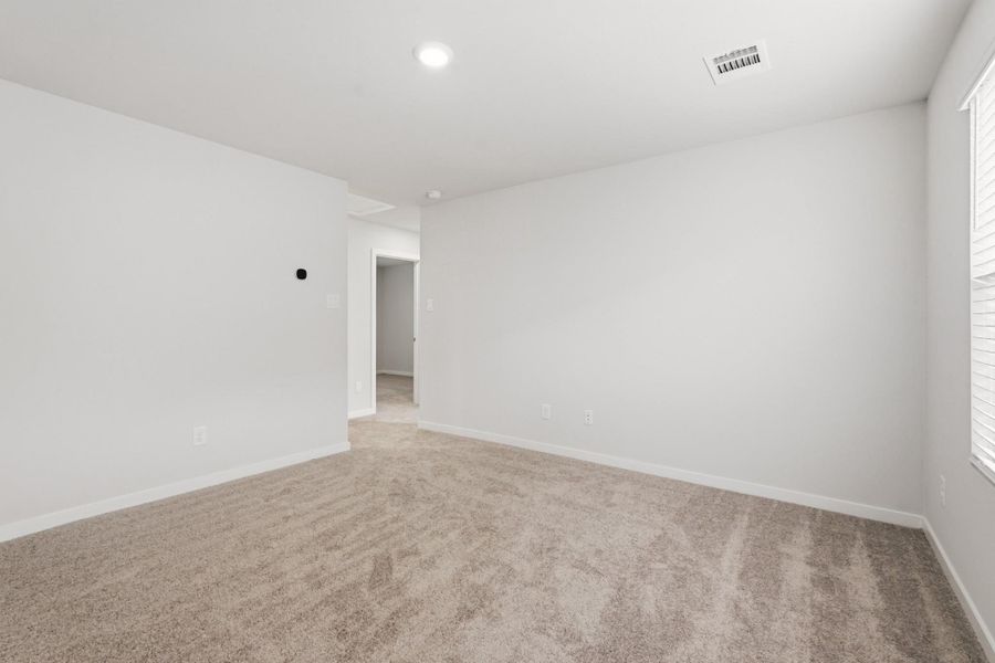 Spacious, unfurnished interior of a new home in Sanford Farms, Waller (Image 20). Spacious, unfurnished interior of a new home in Sanford Farms, Waller (Image 20).