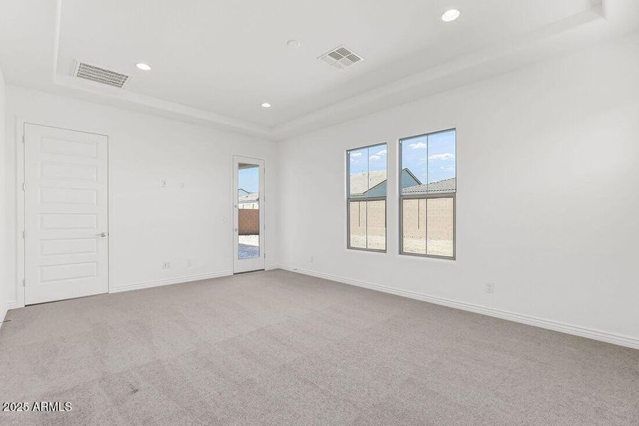 7632 W Remuda Drive ~ Ready Now!