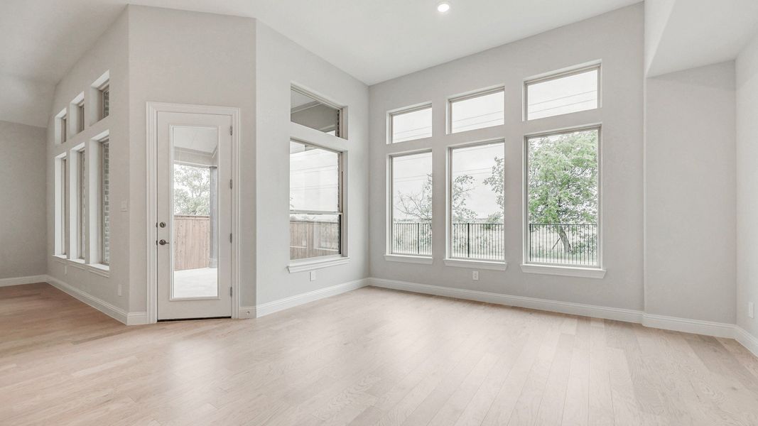 Representative furnished interior of a home built from the Tulane by DRB Homes in Creekhaven, Iowa Colony (Image 8).
