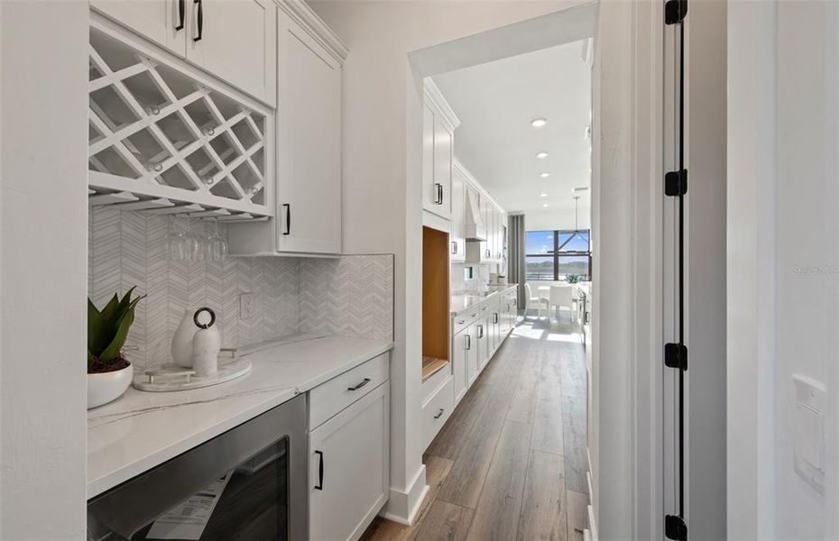 Furnished interior view inside a new home in , Bradenton (Image 7).