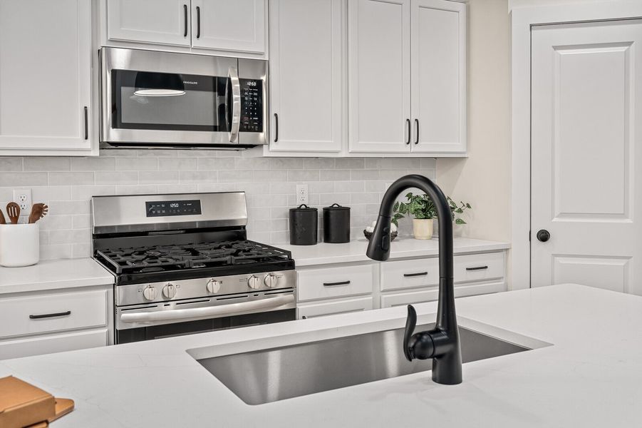 1415 CHARLES  DR, Chapel Hill, TN.  - Slide 13