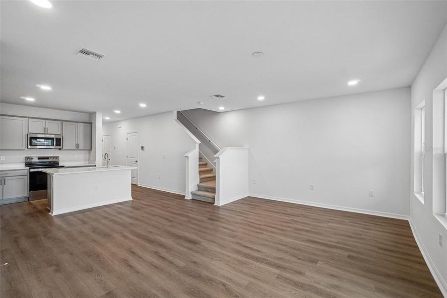 Spacious, unfurnished interior of a new home in Twin Oaks, Zephyrhills (Image 29). Spacious, unfurnished interior of a new home in Twin Oaks, Zephyrhills (Image 29).