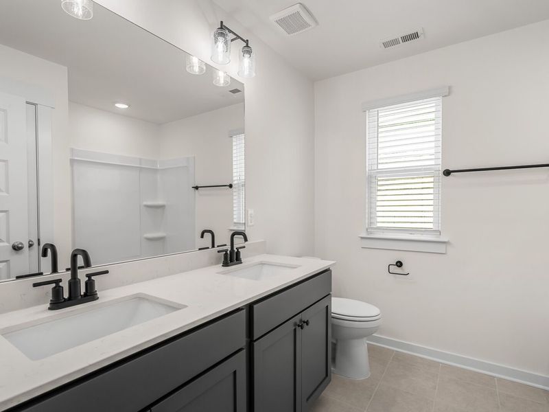 Furnished interior view inside a new home in Woods Crossing, Gallatin (Image 16).