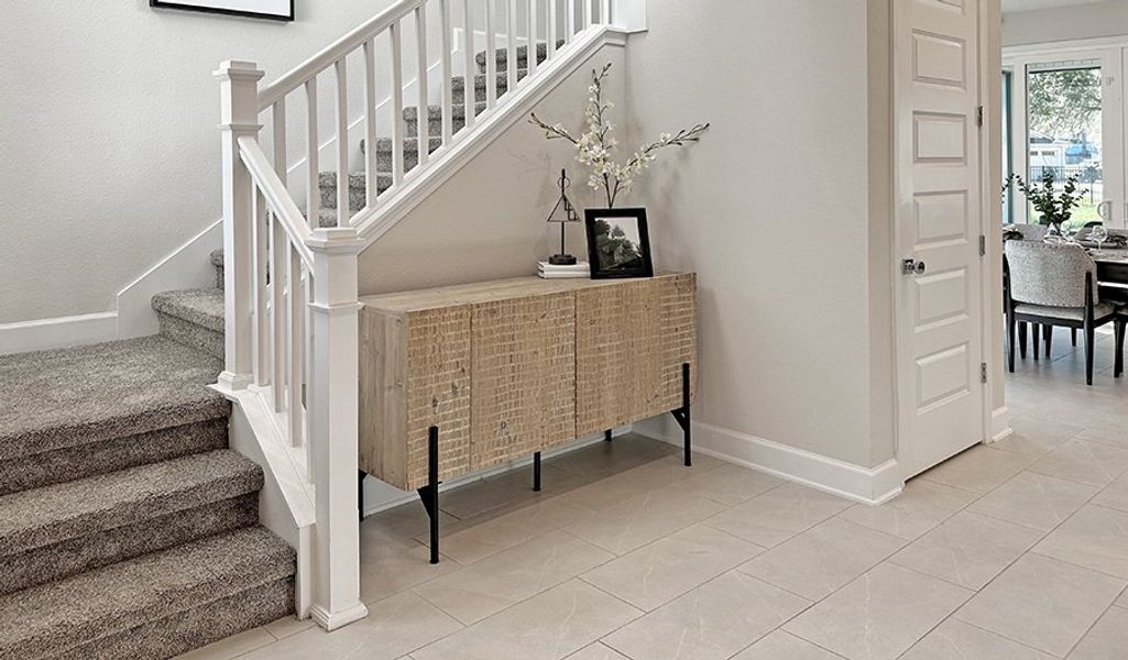 Palm-J936-SeasonsAtMariettaCove Stairway