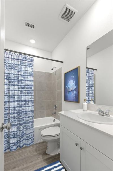 Furnished interior view inside a new home in , McKinney (Image 15).