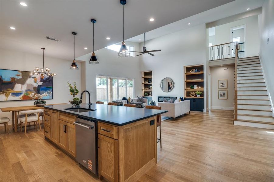 Furnished interior view inside a new home in , Richardson (Image 3).