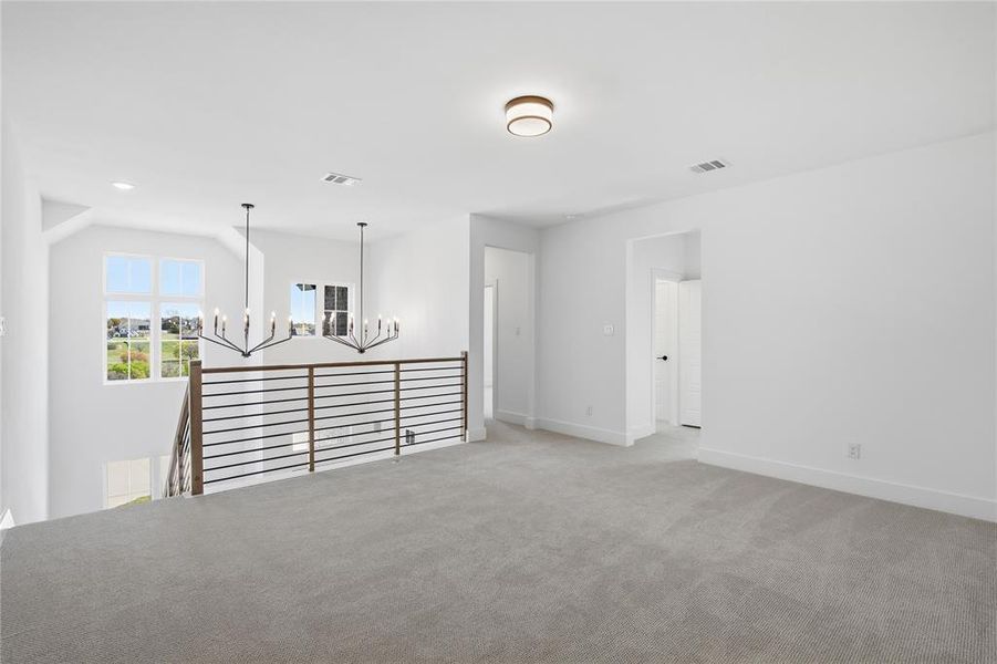 Spacious, unfurnished interior of a new home in Talon Hills, Fort Worth (Image 32).