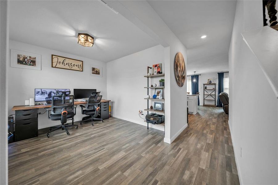 Furnished interior view inside a new home in Middlefield Village, Dallas (Image 5).