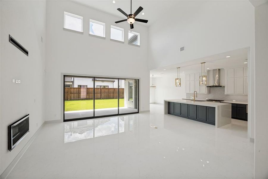 Spacious, unfurnished interior of a new home in , Frisco (Image 25). Spacious, unfurnished interior of a new home in , Frisco (Image 25).