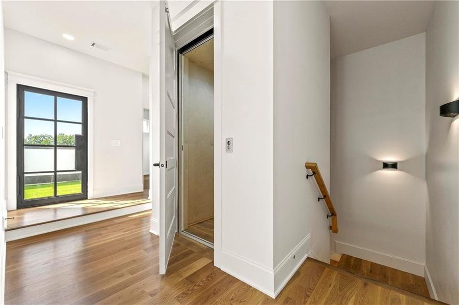 Image 52 of a home in .