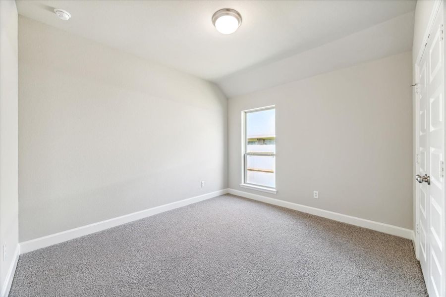 Spacious, unfurnished interior of a new home in Escondido, Magnolia (Image 20).
