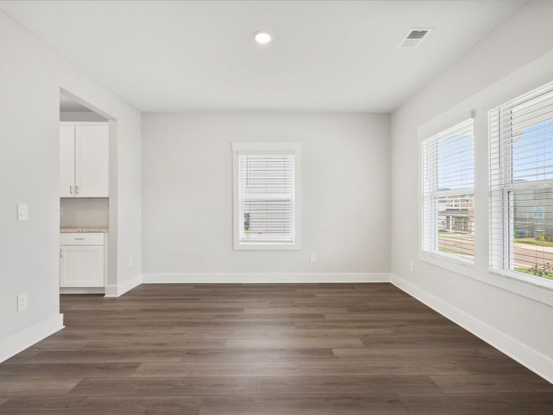 Spacious, unfurnished interior of a new home in Cedar Shoals - Signature Collection, Piedmont (Image 12).